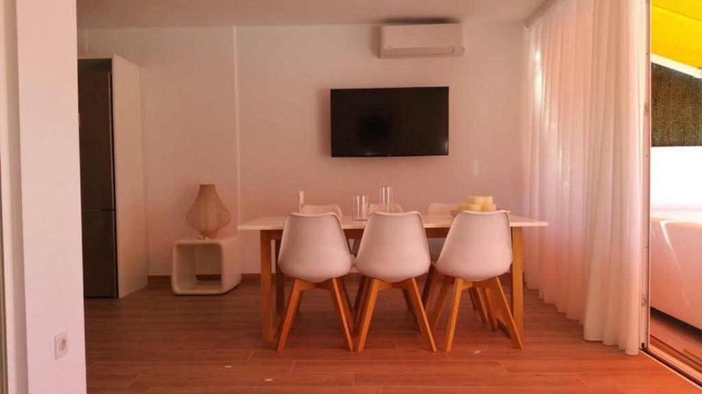 Beachfront Los Cristianos Apartamento Arona  Exterior foto