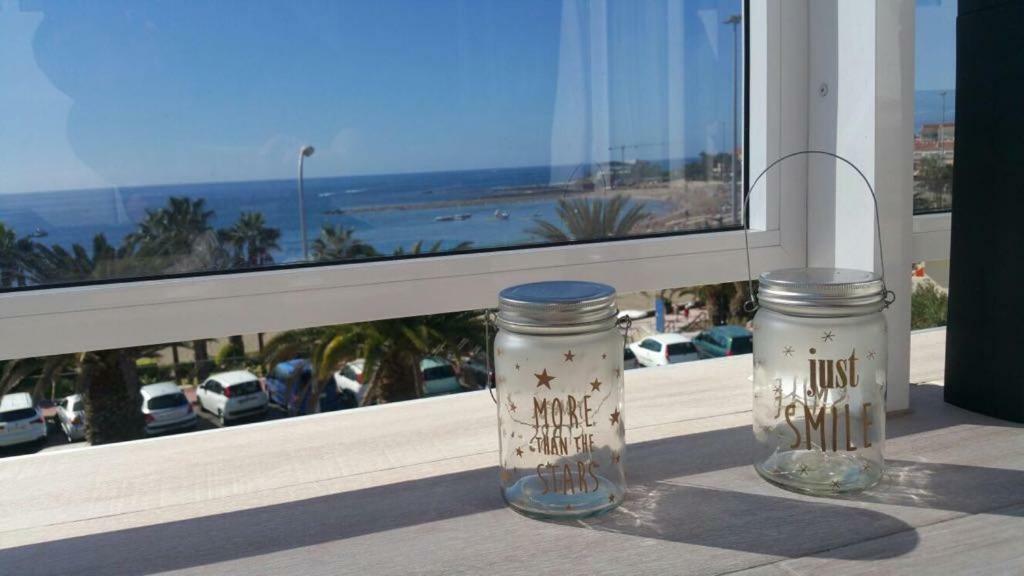 Beachfront Los Cristianos Apartamento Arona  Exterior foto